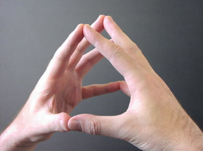 Hakini mudra